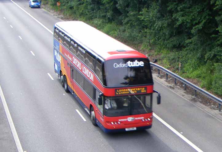 Stagecoach Oxford Tube Neoplan Skyliner 50121